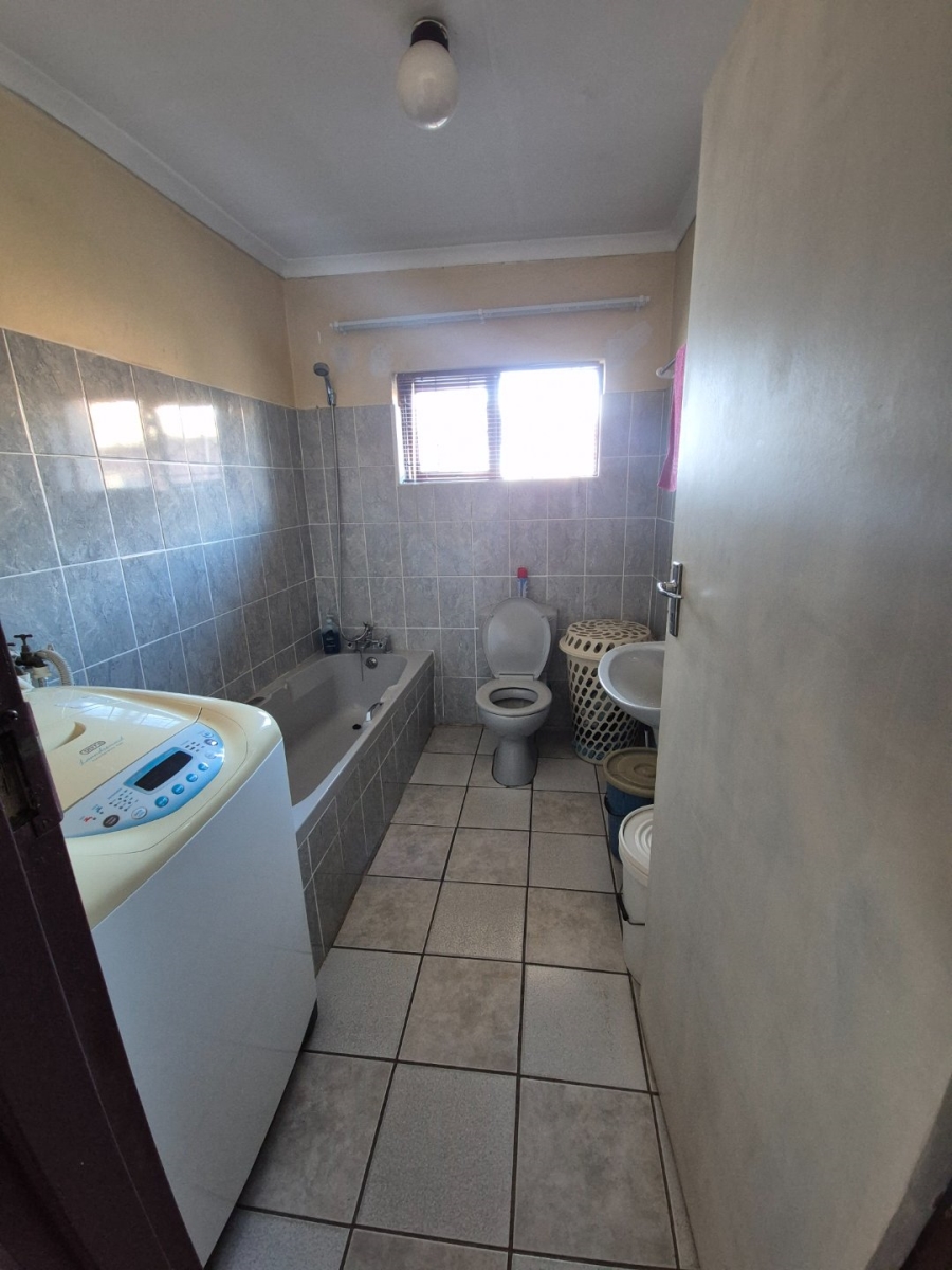 5 Bedroom Property for Sale in Motherwell Eastern Cape